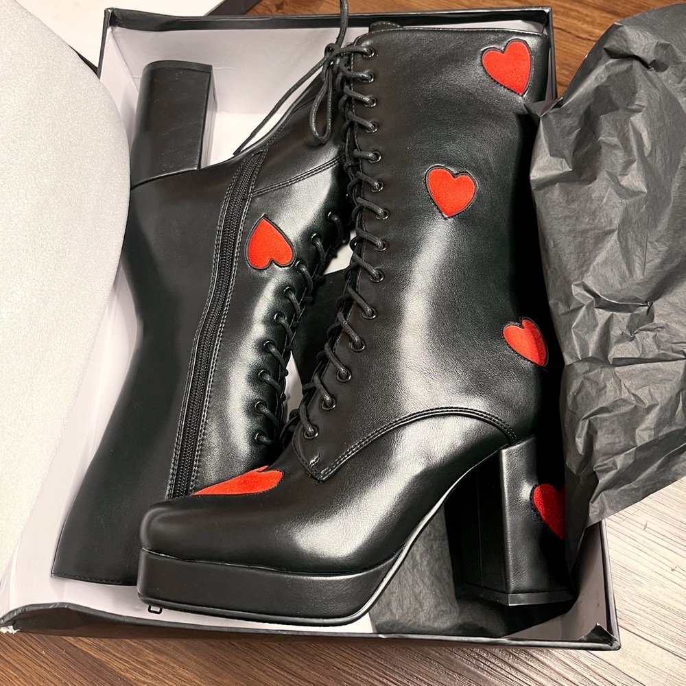 ❤️ LAMODA Double Tap Boot Black with Red Hearts ❤️